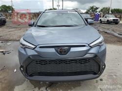 تويوتا كورولا كروس